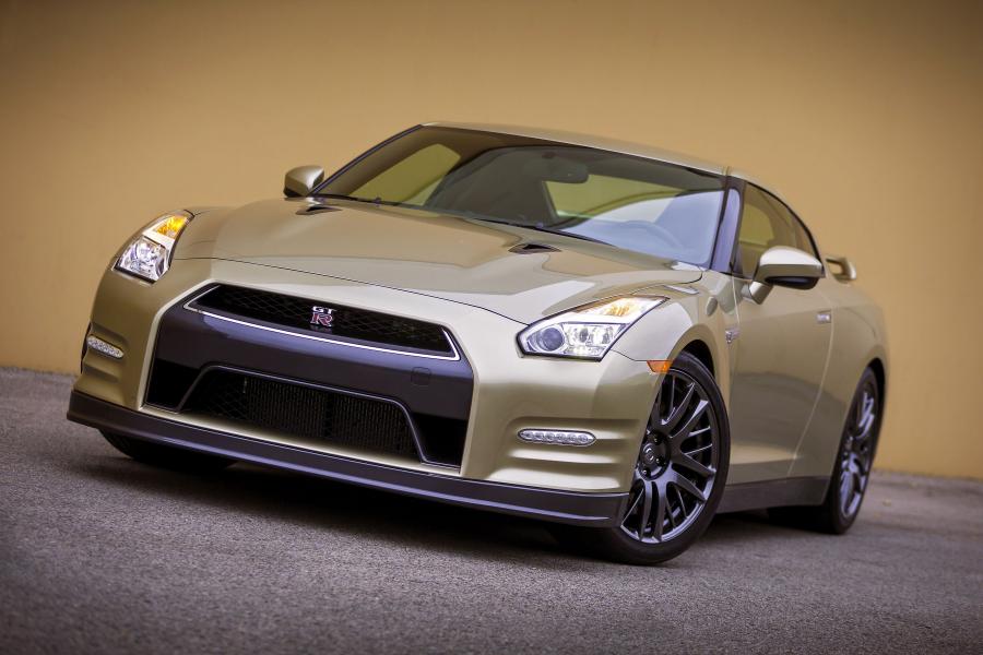 Nissan GT-R 45th Anniversary Gold Edition '2015